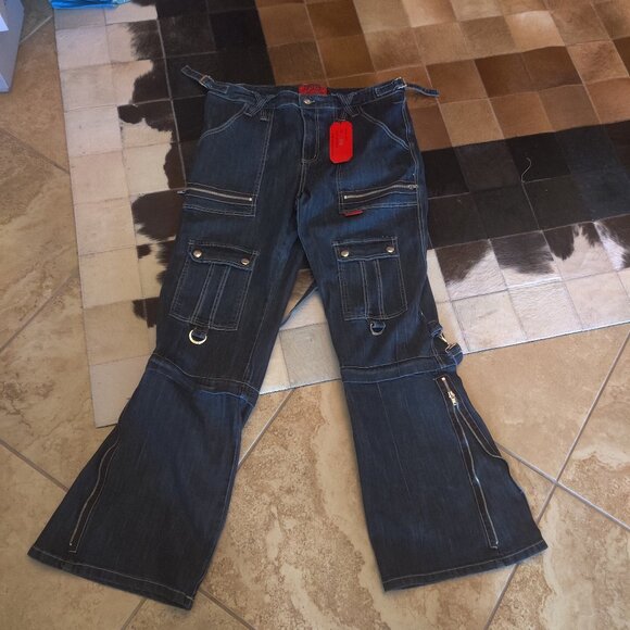 Hot Topic Tripp NYC zip off pants size 19 New (fits 16)